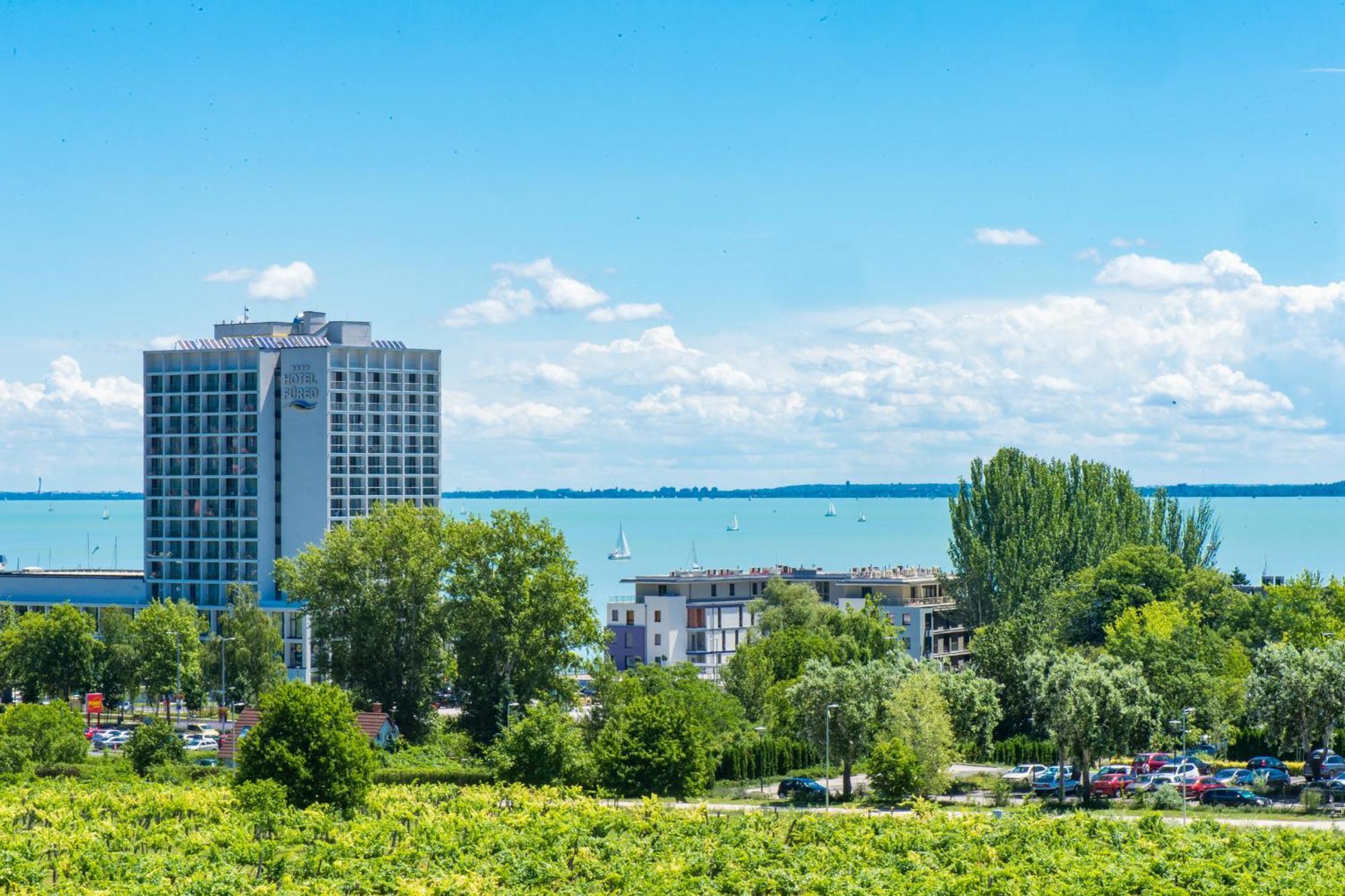 Akadémia Hotel Balatonfüred Exterior foto